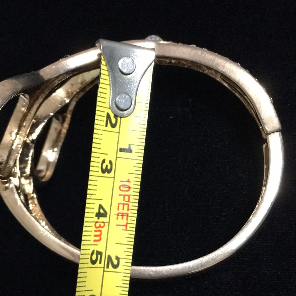 🖤Scissors💕design hinged bangle - Picture 12 of 15